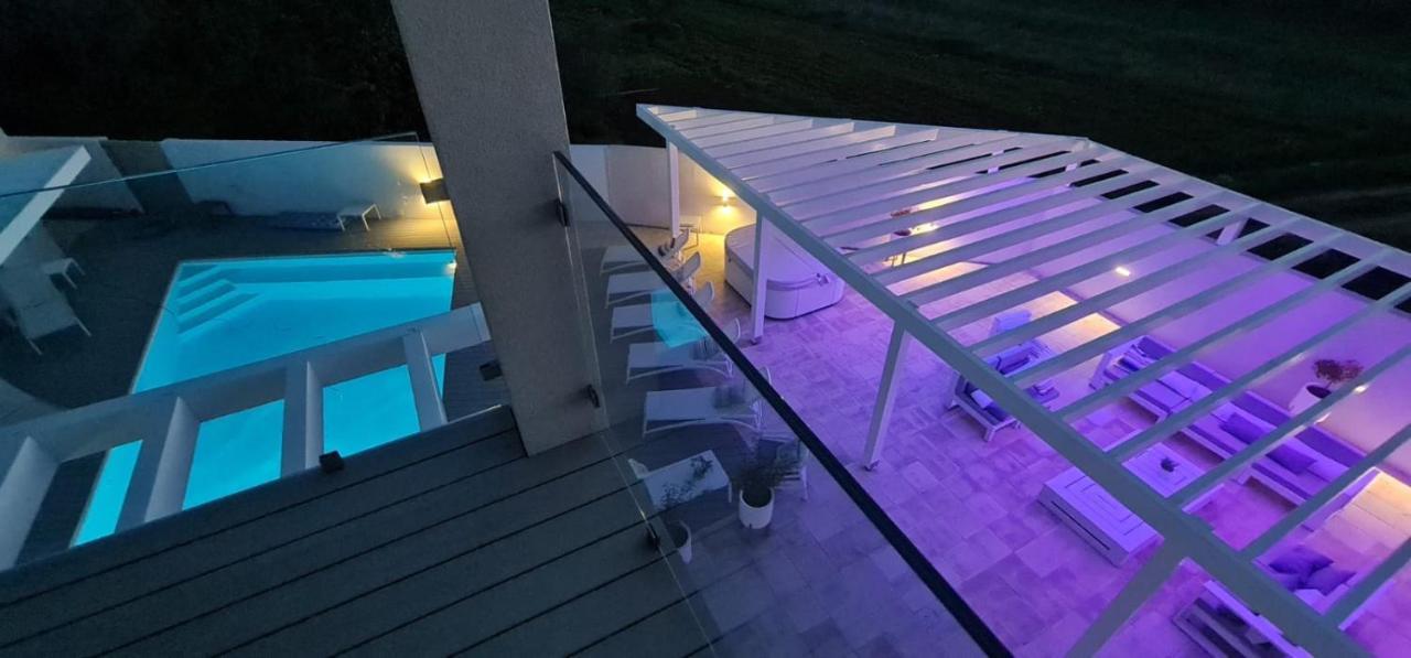 ביבינייה Lalic Gallery Villa מראה חיצוני תמונה